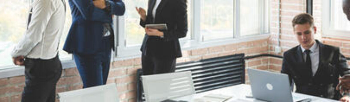 Comunicarse con los clientes